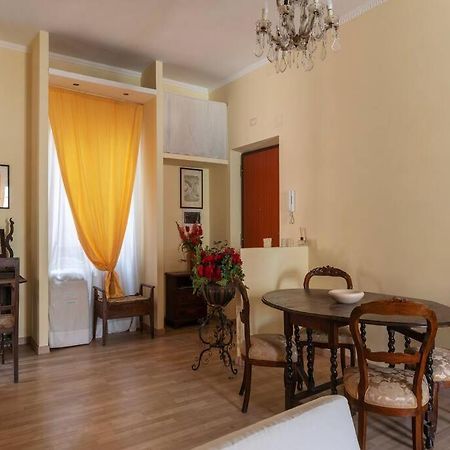 Elegante Appartamento Centrale Rome Bagian luar foto