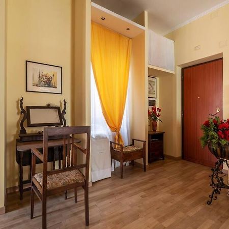 Elegante Appartamento Centrale Rome Bagian luar foto